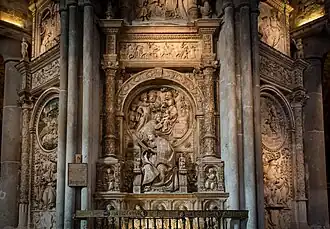 Sepulcro de El Tostado (1520-1524), de Vasco de Zarza.