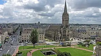 Iglesia vista desde el castillo