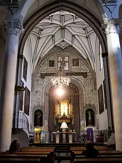 Interior de la iglesia del convento Santa Clara