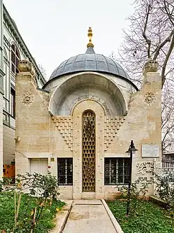 Tumba del Jeque Zafir (1905-1906), de Raimondo D'Aronco, un buen ejemplo de Art Nouveau en Estambul
