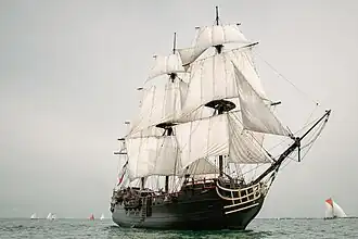 La fragata L'Étoile du Roy, que encarna El Faraón el buque de Dantés.