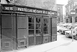 Fachada tienda de San Agustín (Portales)