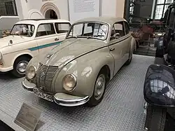 IFA F9, la carrocería siguió de cerca el diseño del prototipo DKW F9