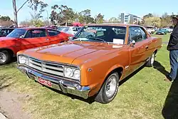 Rebel SST cupé de 1967 neozelandés conservado en Australia (con parrilla de 1970)