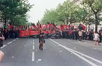 Manifestación del Primero de Mayo en París, Francia (año 2000)