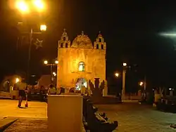 La iglesia de noche