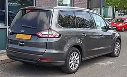 Tercera generación vista posterior