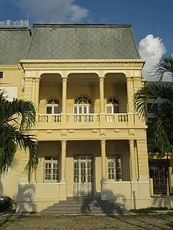 Casa Serrano (El Castillo)