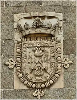Escudo en su patronazgo del Monasterio de la Inmaculada Concepción en Loeches (Madrid)