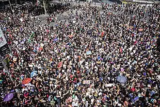 Marcha del Día Internacional de la Mujer. Santiago de Chile, 2020.
