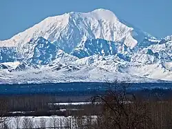 El Denali visto desde el norte