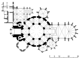 Catedral de Aquisgrán con la capilla del palacio de Carlomagno resaltada en el centro