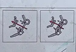 Acceso principal al Castillo de Arroyomolinos por la entrada sureste. Se muestran los dos vanos no alineados entre sí que servirían de entrada y salida de carros y peatones.