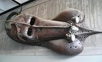 Objekt I, 1985. Sindelfingen, en la recepción de una biblioteca pública