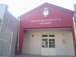 El edificio data de 1951, construido en la presidencia de Juan Domingo Peron