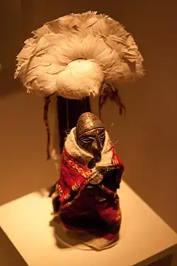 Estatuilla de plata del ajuar funerario