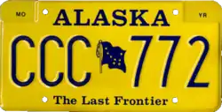 Placas de Alaska desde 1981 a 1997, que presentaba la bandera de Alaska en ella.