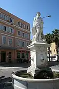 Estatua de 1867 alegoría de la agricultura realizada por Émile Aldebert e instalada en Sanary-sur-Mer