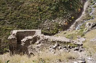 Vista de algunas ruinas.