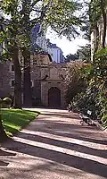 Jardín contiguo