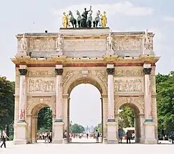 Aspecto general del Arco de Triunfo del Carrusel