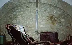 Arco en el recorrido de la muralla del castillo de Benafigos