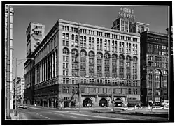 Auditorium Building (1889)