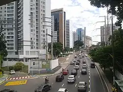 La Avenida Mario Ypiranga, una de las principales de la ciudad.