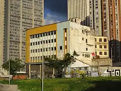 Edificio de Manrique Martín en la avenida El Dorado