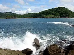 Playa Gigante en Tola