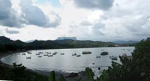 El Yunque sobre la bahía de Baracoa