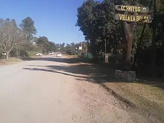 Entrada del Barrio Cerritos por calle Los Ceibos