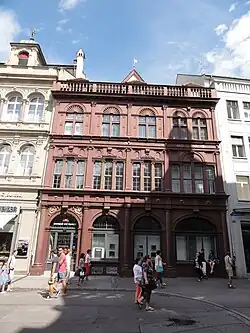 Edificio Geltenzunft (gremio de bodegueros) (1578), en Basilea