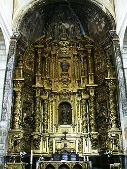 Retablo mayor de la iglesia de Santa Eugenia (Becerril de Campos), que también conserva otros notables retablos.