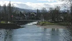 Playa confluente del Birs en el rio Rin en Basilea