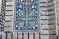Detalle de la decoración exterior de la madrasa Mir-i-Arab.