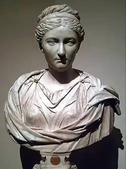 La emperatriz Vibia Sabina (c. 130 d.C.)