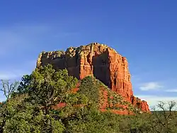 Butte cerca de Sedona, Arizona