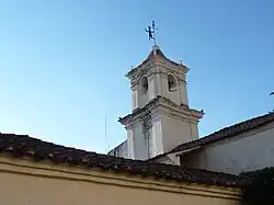 La torre, vista desde el patio interior.