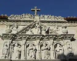 Detalle tímpano portal lateral