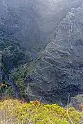 Barranco de Los Hombres y el zig--zag de la bajada de El Tablado a La Fajana.