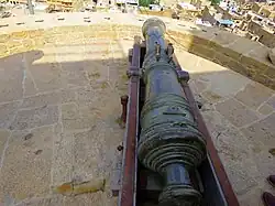 Cañón en el fuerte