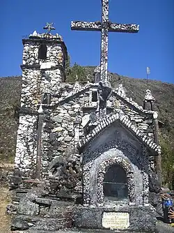Fachada de la capilla de Tisure (1946)