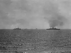 El Ostfriesland, Frankfurt, y otros bques decomisados alemanes en los cabos de Virginia en julio de 1921.