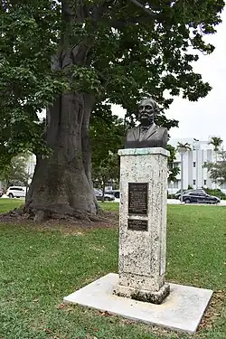 Busto de en el Parque Collins, Miami. EE.UU.