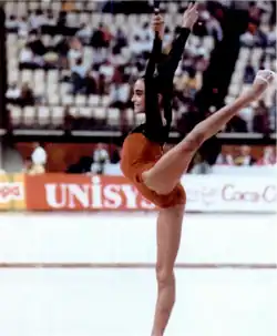 Carolina con las mazas en el Mundial de Atenas (1991).