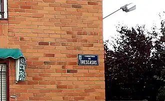 Carretera de Trescasas (SG-V-6123), en su inicio en Segovia