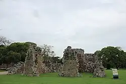 Casa Alarcón. Propiedad de Pedro de Alarcón, fue utilizada como casa de alquiler.