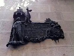 Placa en la fachada de la casa