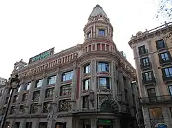 Casa Jorba (1926), de Arnau Calvet.